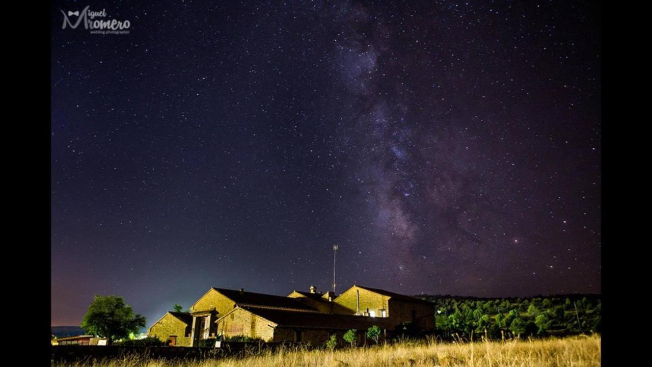 Hotel La Fonda De La Estacion La Puebla De Valverde Dış mekan fotoğraf